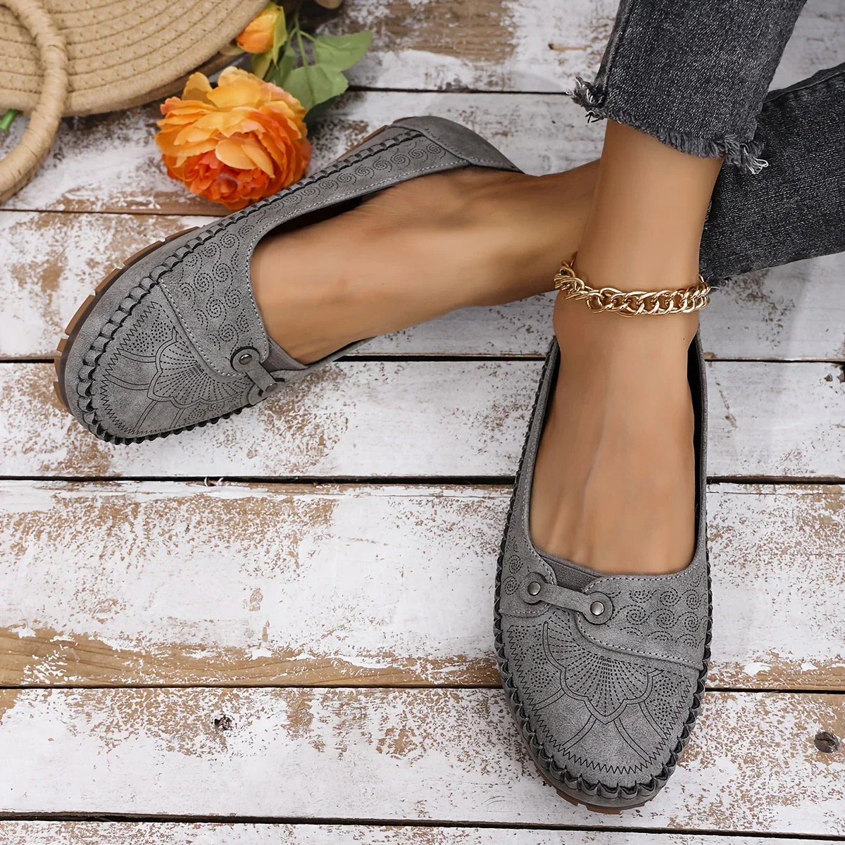 Embroidered Round Toe Loafers | Casual Elegance and Everyday Comfort – Image 2