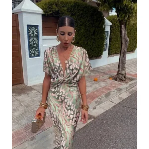 Robe Satinée Imprimée | Motif Floral | Élégance Glamour