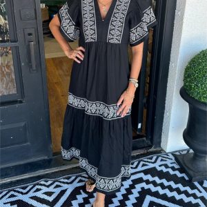 Robe Bohème Blanche | Élégance Décontractée et Authentique