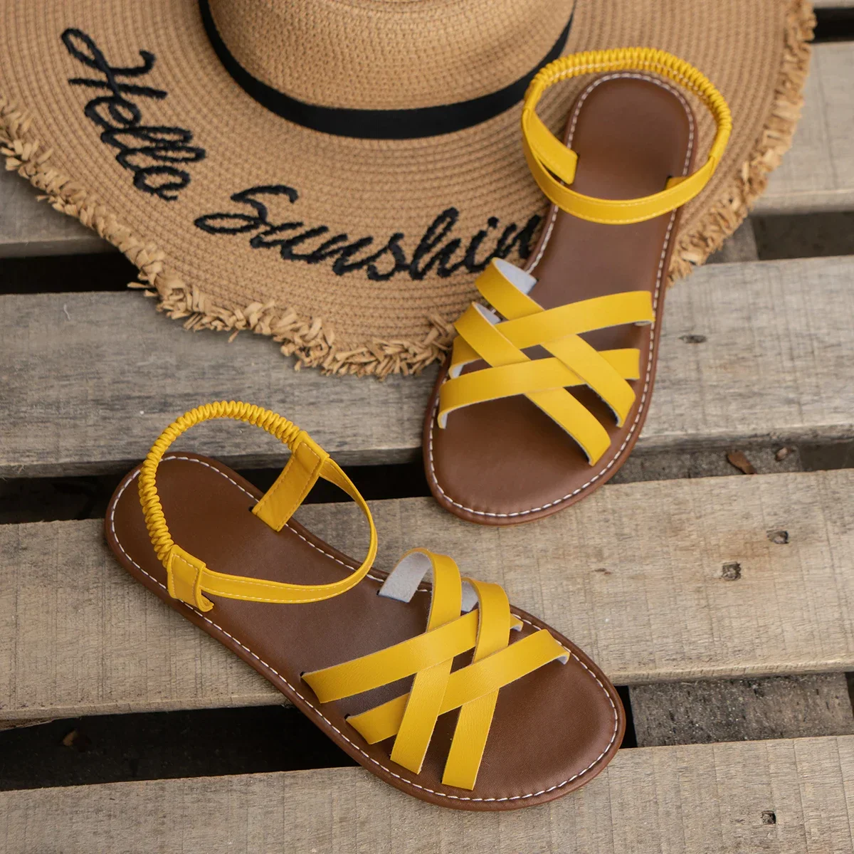 Flat Sandals | Crossed Straps | Summer Comfort – Image 5