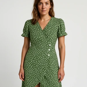 Robe Portefeuille Verte à Fleurs | Féminine & Légère | Style Printanier