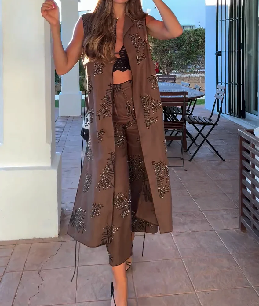 Ensemble Brodé Chic | Gilet Long & Pantalon | Élégant & Original