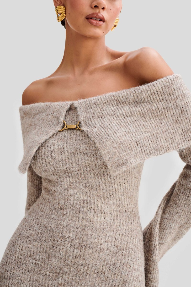 Robe Pull Col Bardot | Élégance Hivernale et Confort Sculptant – Image 3