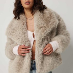 Soft Elegance | Faux Fur Short Jacket with Wide Collar