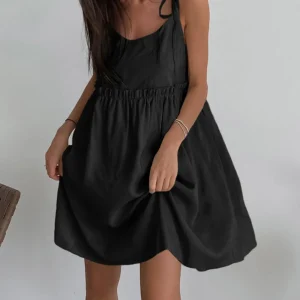 Robe Noire à Bretelles Nouées | Simplicité Élégante et Aérée