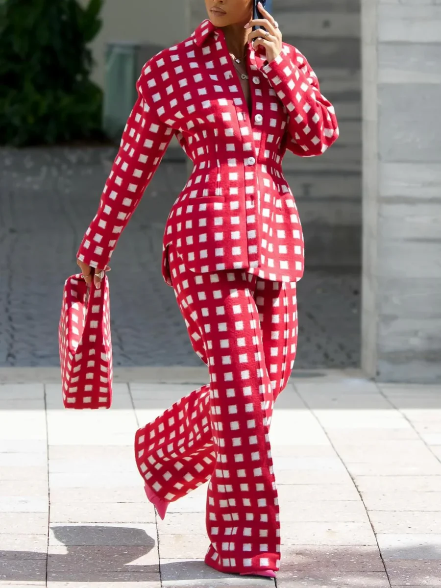 Structured checkered set | Fluid fabric & Fitted waist | Audacious and modern – Image 4