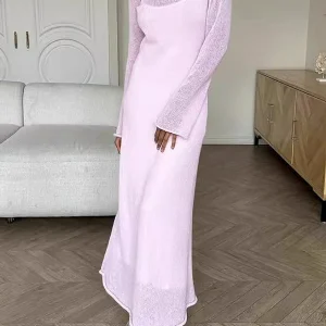 Robe Longue | Manches Longues Évasées | Coupe Ajustée & Élégante