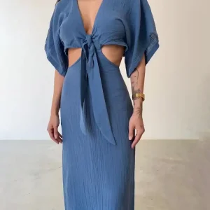 Épure Bohème | Robe Longue Nouée avec Découpes Latérales