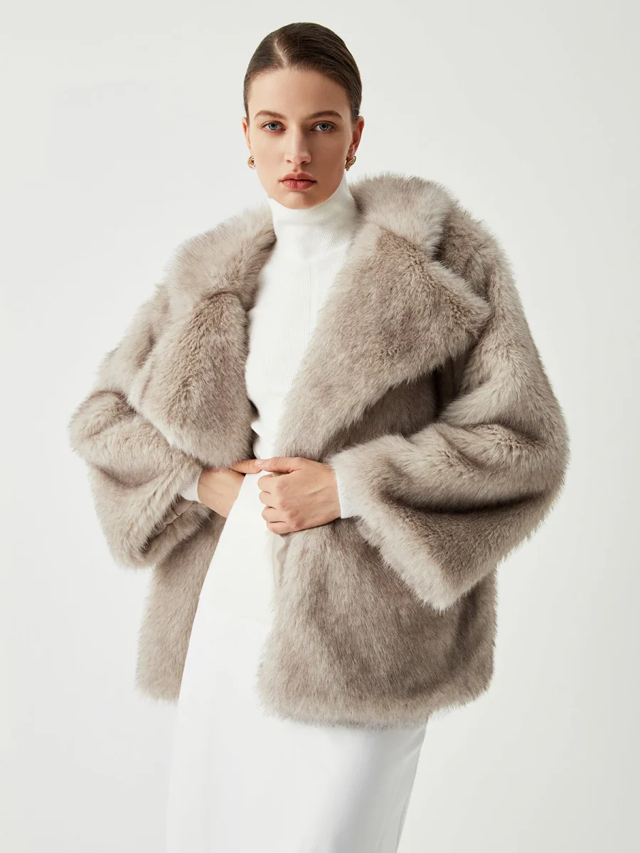Faux Fur Cape | Pearl Grey | Glamorous and Wrap-around – Image 4