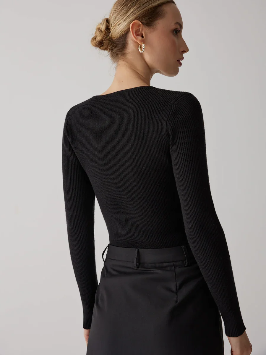 Top Bicolore Noir & Blanc | Coupe Sculptante | Élégance Graphique – Image 5