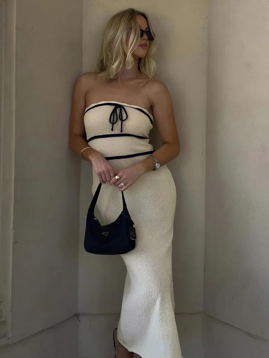 Robe Longue Bustier | Crème & Noir | Minimalisme Élégant – Image 4