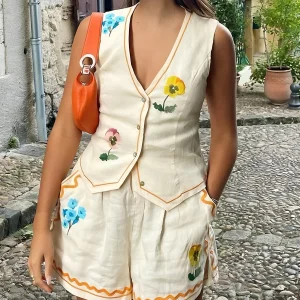 Ensemble en Lin avec Motifs Floraux | Gilet & Short | Élégance Décontractée