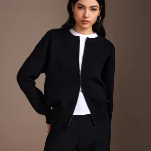 Black Zipped Cardigan | Round Neck | Classic & Versatile
