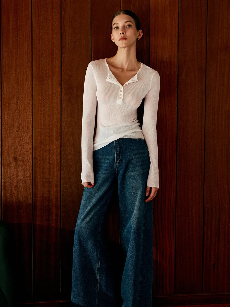Haut Côtelé à Boutons | Manches Longues | Élégance Minimaliste – Image 8
