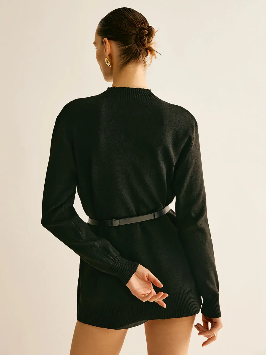 Robe Pull Noire Ceinturée | Col Montant | Élégance Minimaliste – Image 8