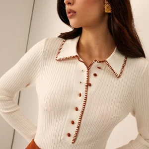 Ecru Ribbed Top | Contrast Collar | Buttoned Detail