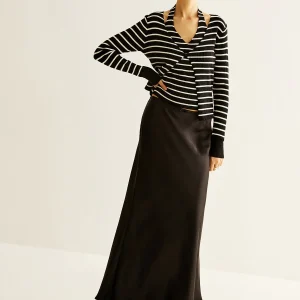 Cardigan Rayé Noir & Blanc | Coupe Ajustée | Élégance Graphique