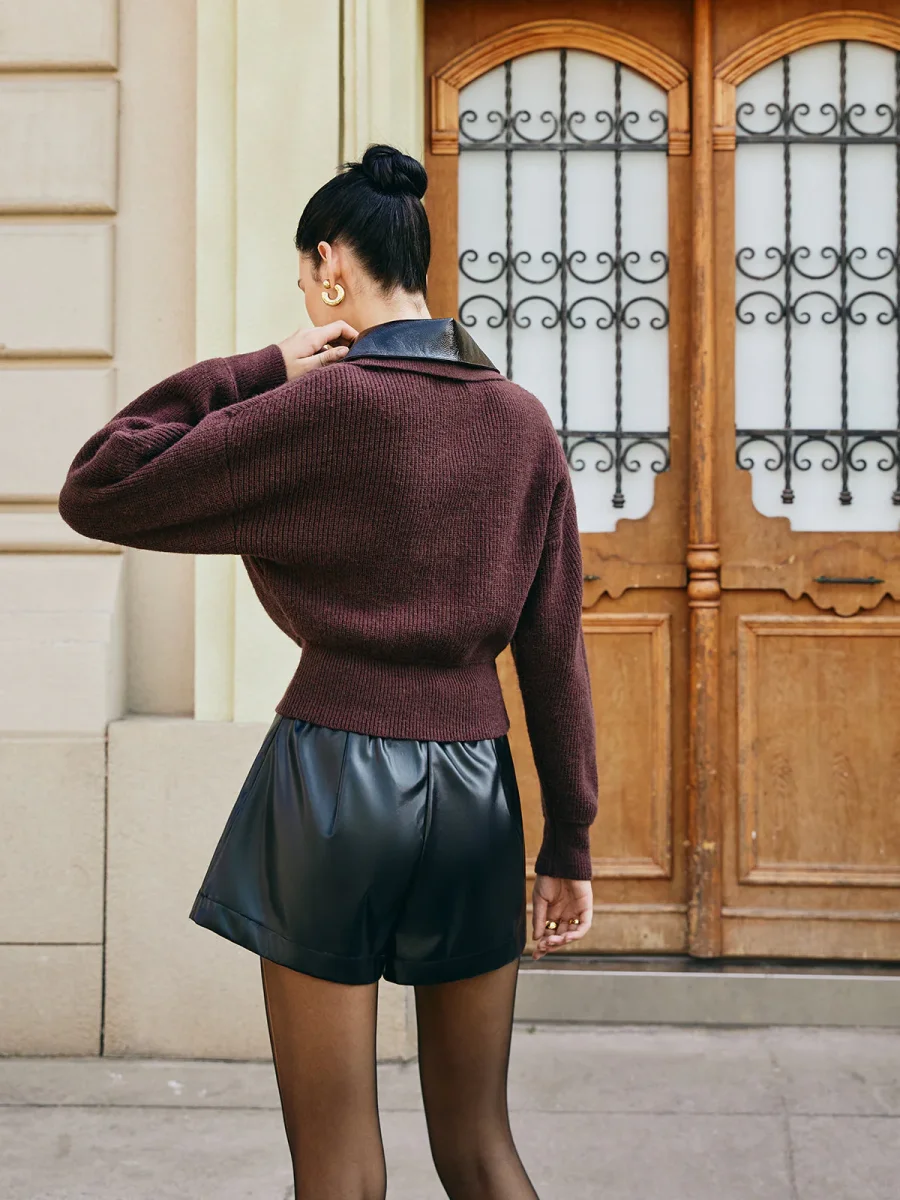 Cardigan Bimatière & Short Simili Cuir | Style Urbain | Look Contrasté – Image 8