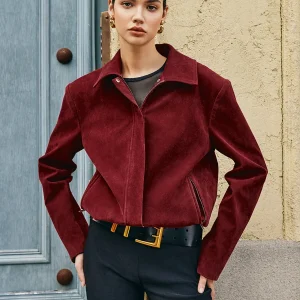 Velvet Short Jacket | Intense Bordeaux | Structured Cut