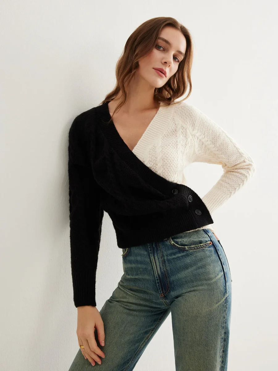 Cardigan Bicolore Croisé | Maille Torsadée | Noir & Blanc Graphique – Image 4