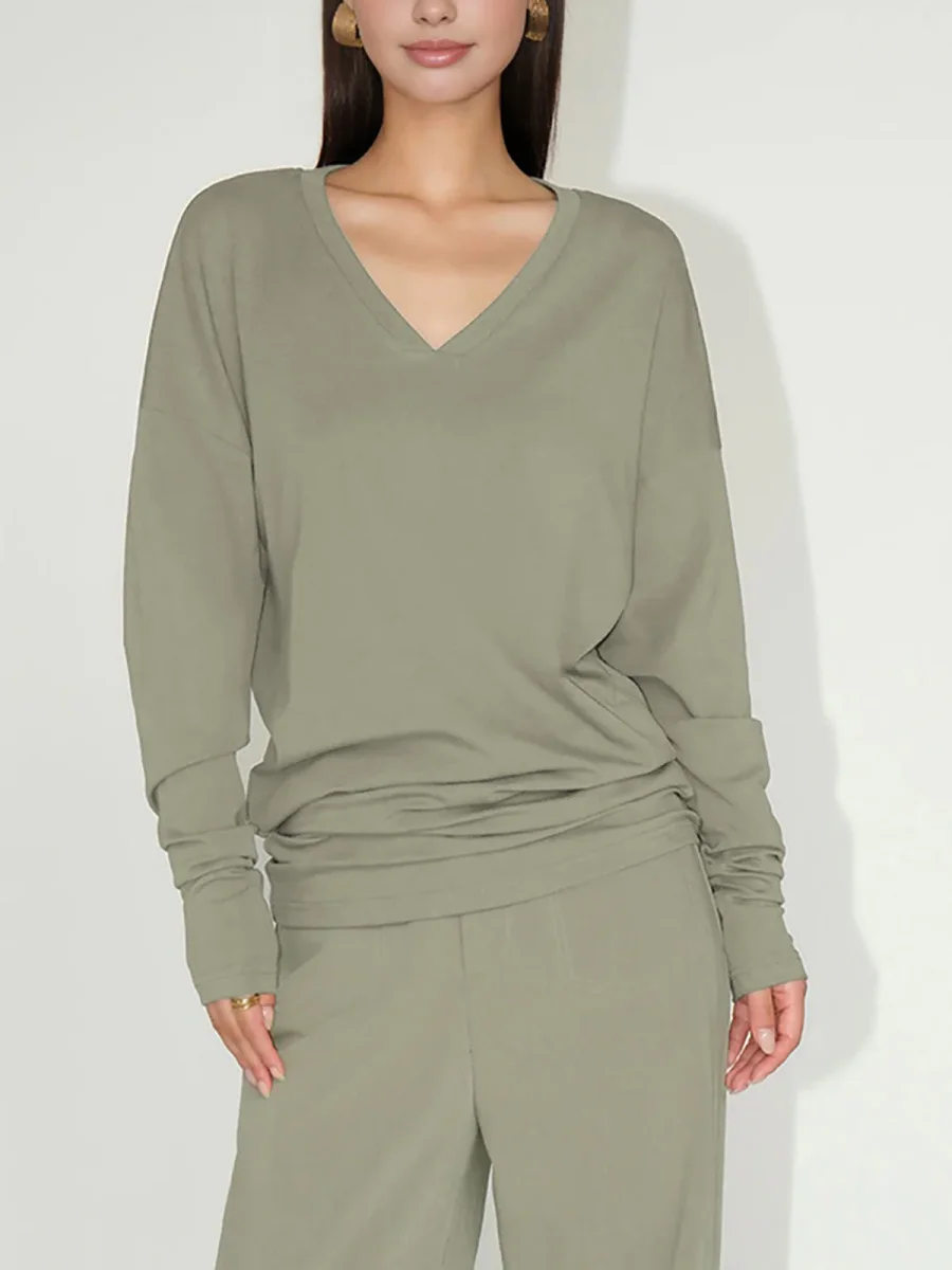 Khaki Top | Oversize V-Neck | Casual Comfort for Everyday Life – Image 3