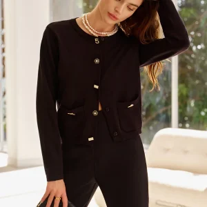 Cardigan Noir | Détails Dorés | Élégance Classique et Chic