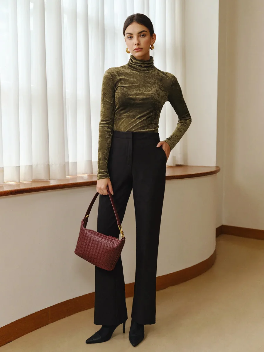 Top Velours Col Roulé | Cotton | Elegant, Soft and Structured – Image 7