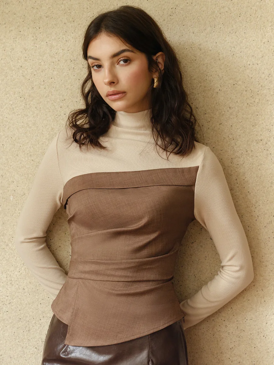 Two-tone structured top | Corset effect | Elegant stand-up collar – Image 2