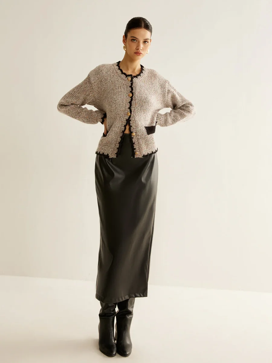 Victoria - Cardigan Tweed | Boutons Dorés | Chic & Élégant – Image 4