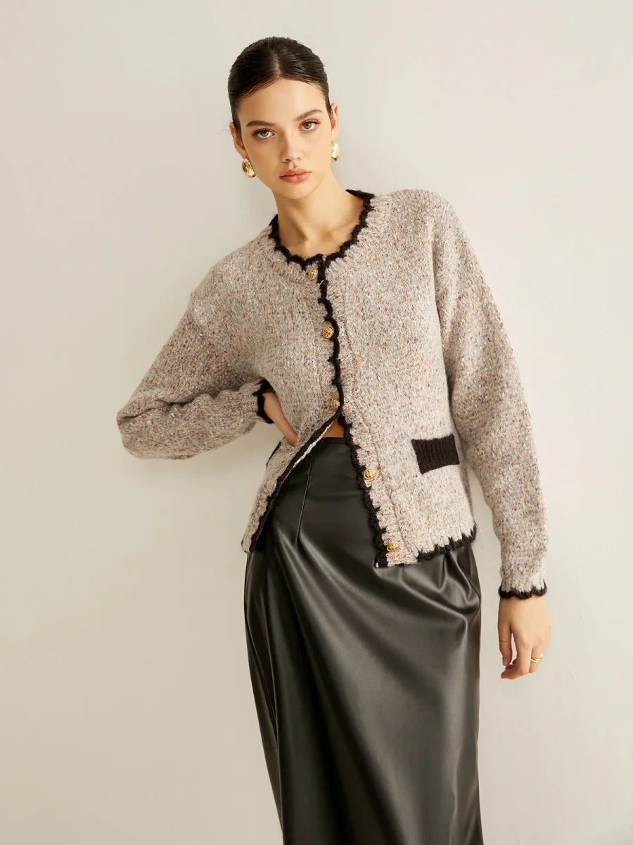 Victoria - Cardigan Tweed | Boutons Dorés | Chic & Élégant – Image 2