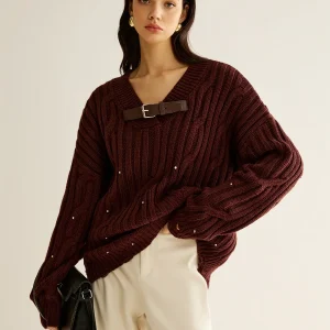 Pull Oversize Bordeaux à Boucle | Maille Côtelée | Détails Perlés Élégants