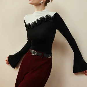 Top Bicolore | Col Montant Volants | Élégance Dramatique