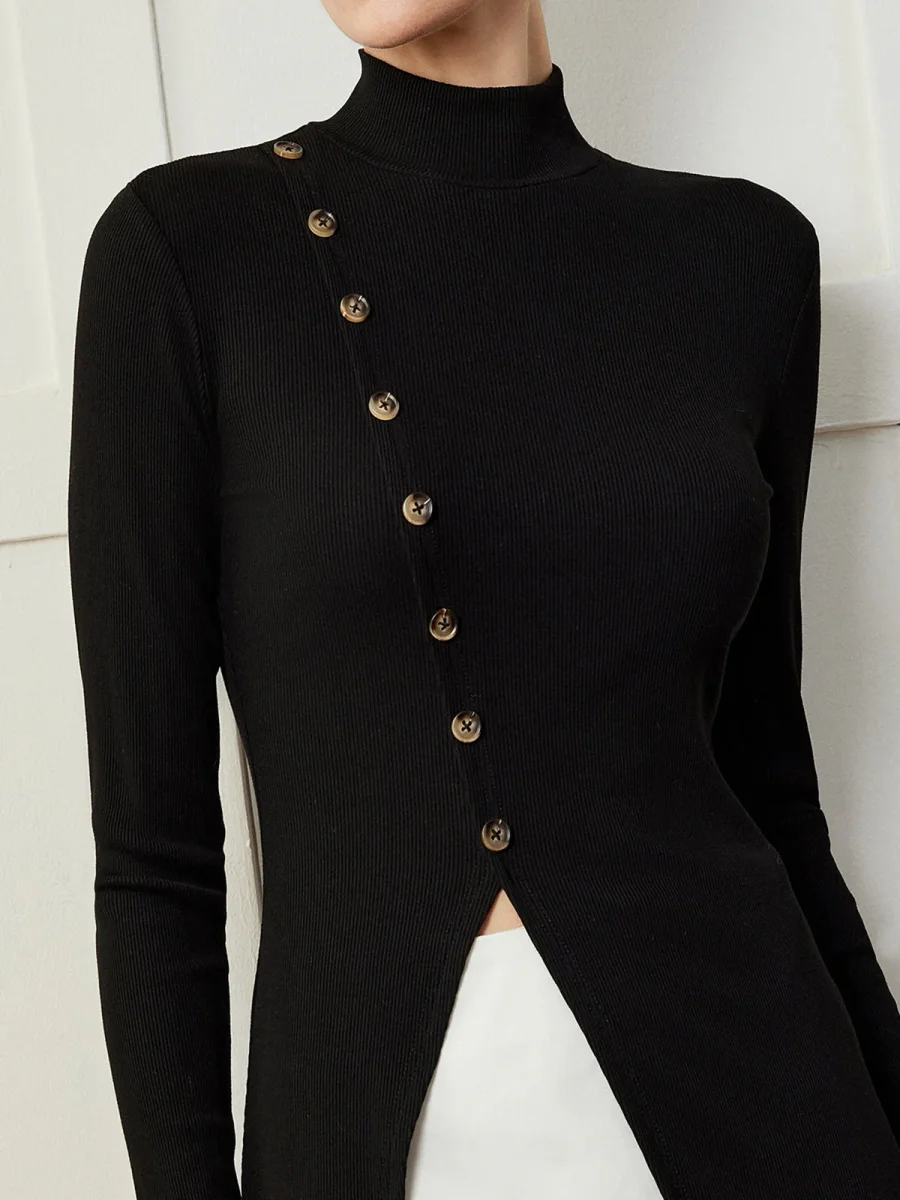 Top Black | Asymmetrical Buttoning | Structured Elegance – Image 4