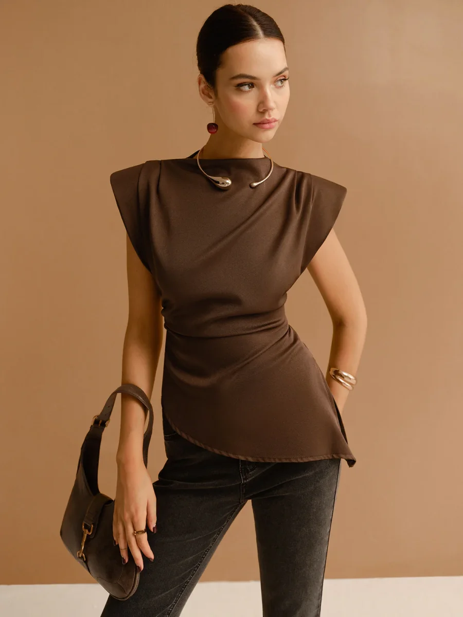 Top Chocolat | Structured Cut & Asymmetrical Bottom | Architectural Elegance – Image 5