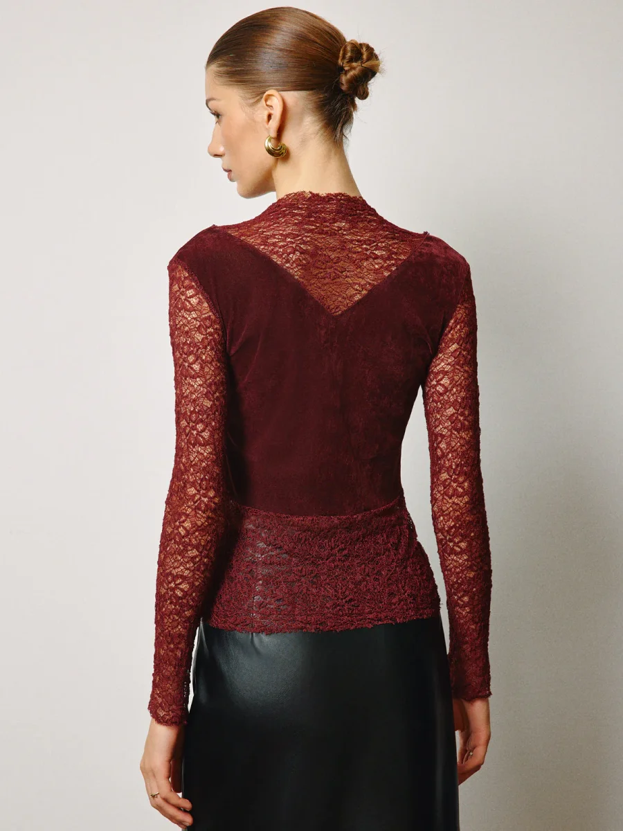 Top Bordeaux | Velvet & Lace | Textured Elegance – Image 7
