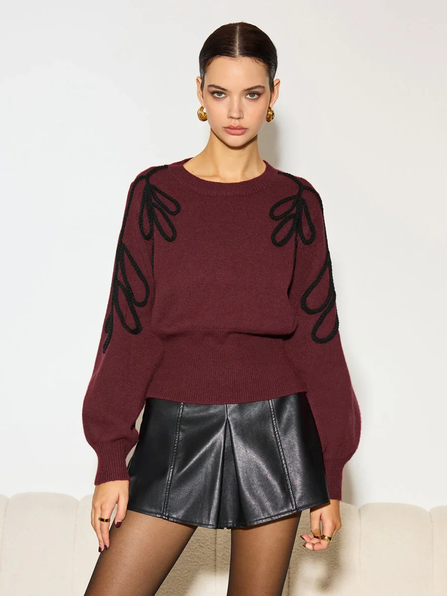 Elena - Pull Brodé | Bordeaux | Chic et Original – Image 2