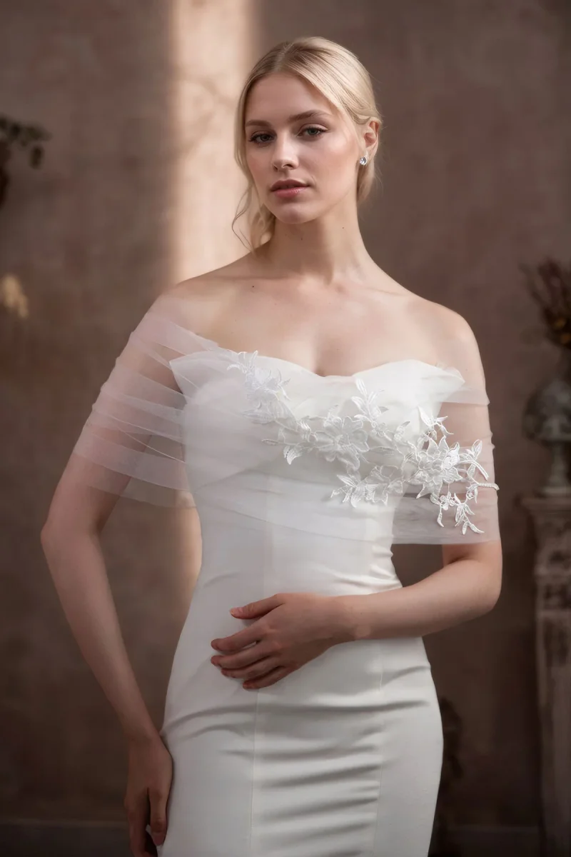 Étole De Mariée En Tulle Avec Appliqués Floraux – Image 2
