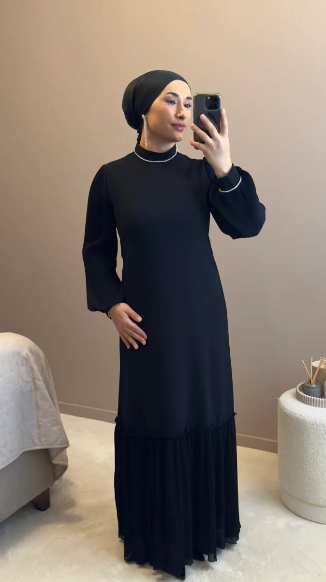 ROBE HIJAB NOIR -SIYAH KREP ELBISE – Image 3