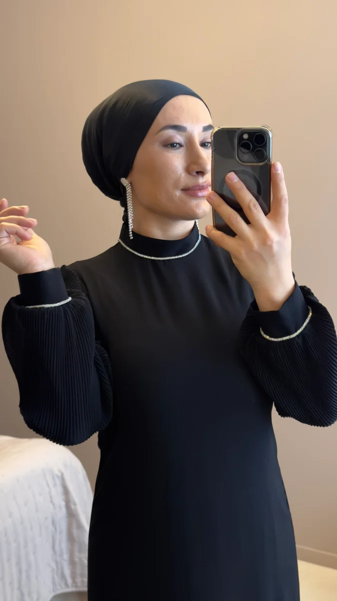 ROBE HIJAB NOIR -SIYAH KREP ELBISE – Image 4