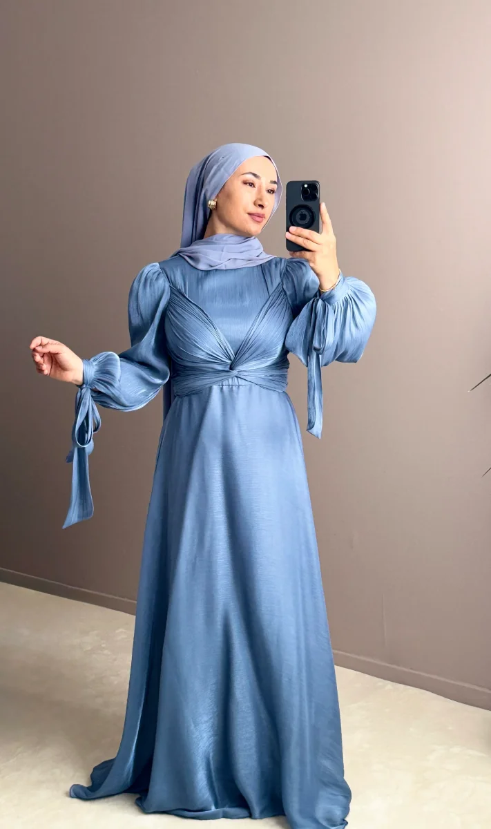 ROBE DE SOIRE A METTRE EN 2 FACON – Image 3