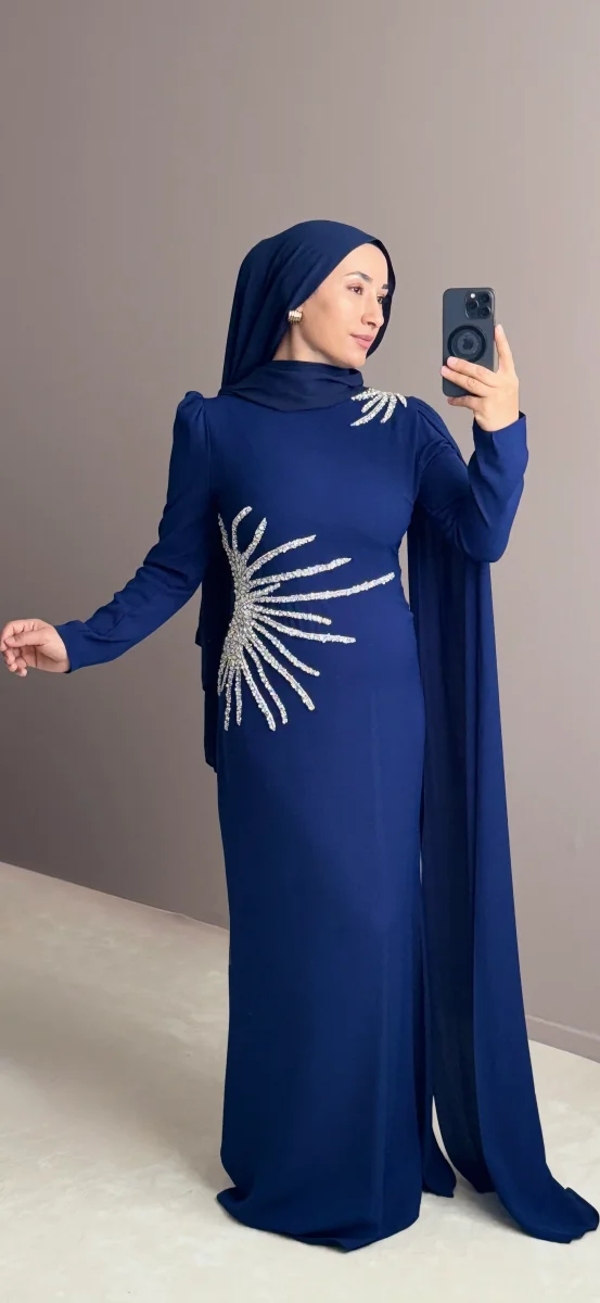 ROBE DE GALA A UNE EPAULE AVEC CAPE – Image 3