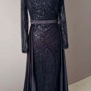 ROBE DE SOIREE LONGUE NOIR PAILLETEE AVEC TRAINE ET CEINTURE