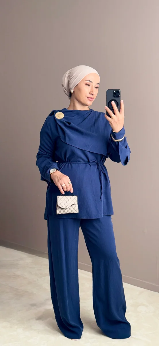 ENSEMBLE AVE CAPE A L'EPAULE – Image 2