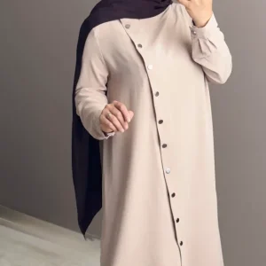 ENSEMBLE BEIGE AVEC CHEMISE LONGUE