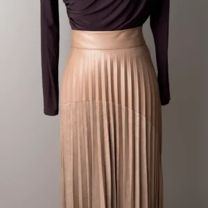 Jupe plissée suédée et simili cuir femme – chic & branchée