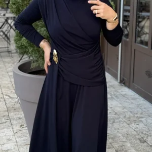ROBE HIJAB CHIC COULEUR NOIR -SIYAH DRAPELI ALTIN TOKALI UZUN ELBISE
