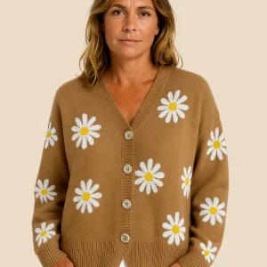 Daisy Douceur | Women's Buttoned Daisy Vest