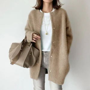 Long Cardigan with Snap Buttons | Soft Elegance for Everyday Life