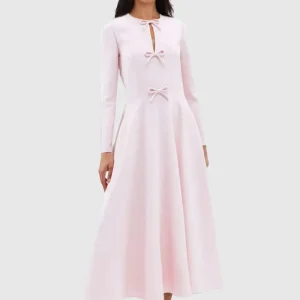 Robe Longue Rose Poudré | Élégance Féminine avec Nœuds Délicats