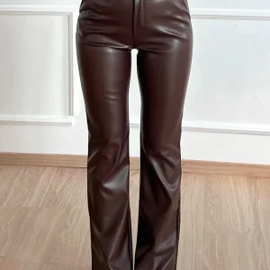 Pantalon Évasé en Similicuir Marron | Similicuir | Style Moderne & Élégant
